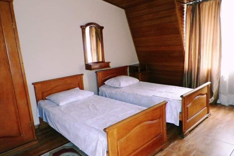 Hotel Ni&La Батуми Екстериор снимка
