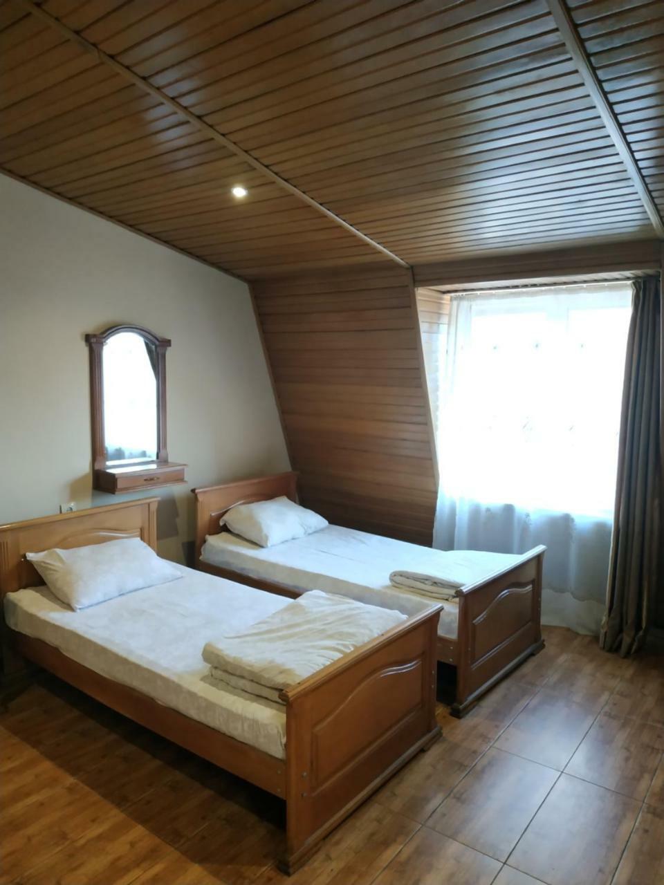 Hotel Ni&La Батуми Екстериор снимка